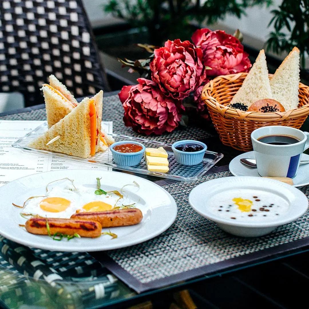Gaufres et déjeuner gourmand