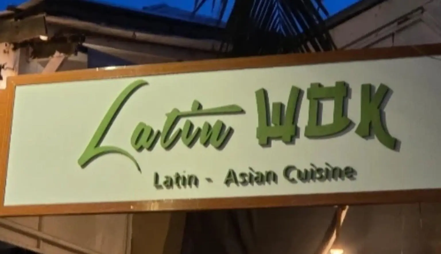 Enseigne de Latino Wok